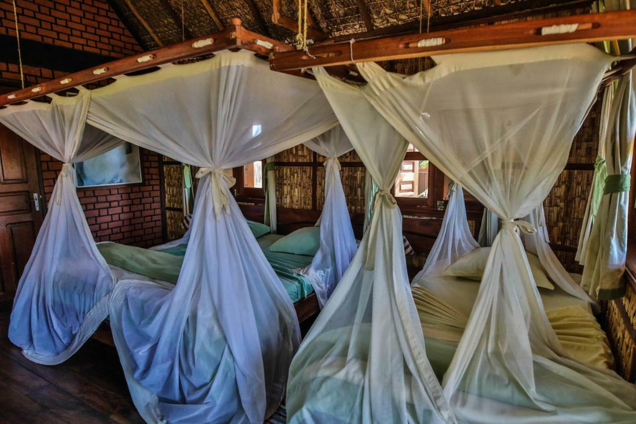 Cap Kimony Hotel Morondava Kültér fotó