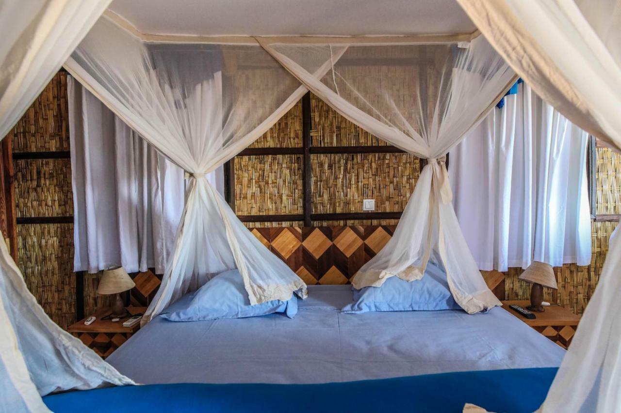 Cap Kimony Hotel Morondava Kültér fotó