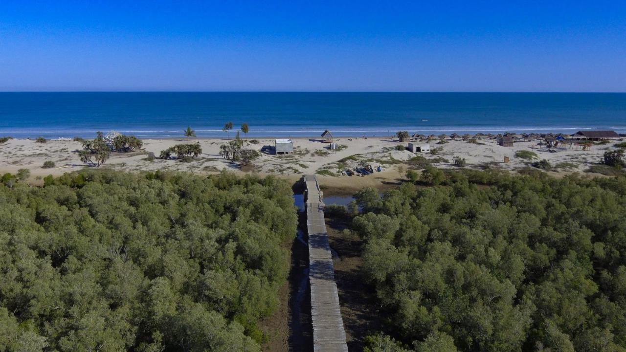 Cap Kimony Hotel Morondava Kültér fotó