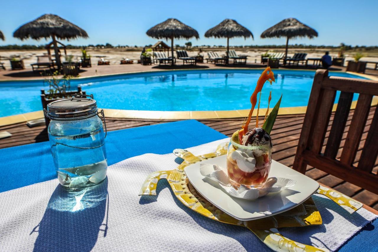 Cap Kimony Hotel Morondava Kültér fotó
